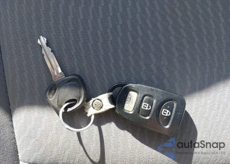 2015 Hyundai Elantra Se z USA, uszkodzony, nr VIN 5NPDH4AEXFH578548